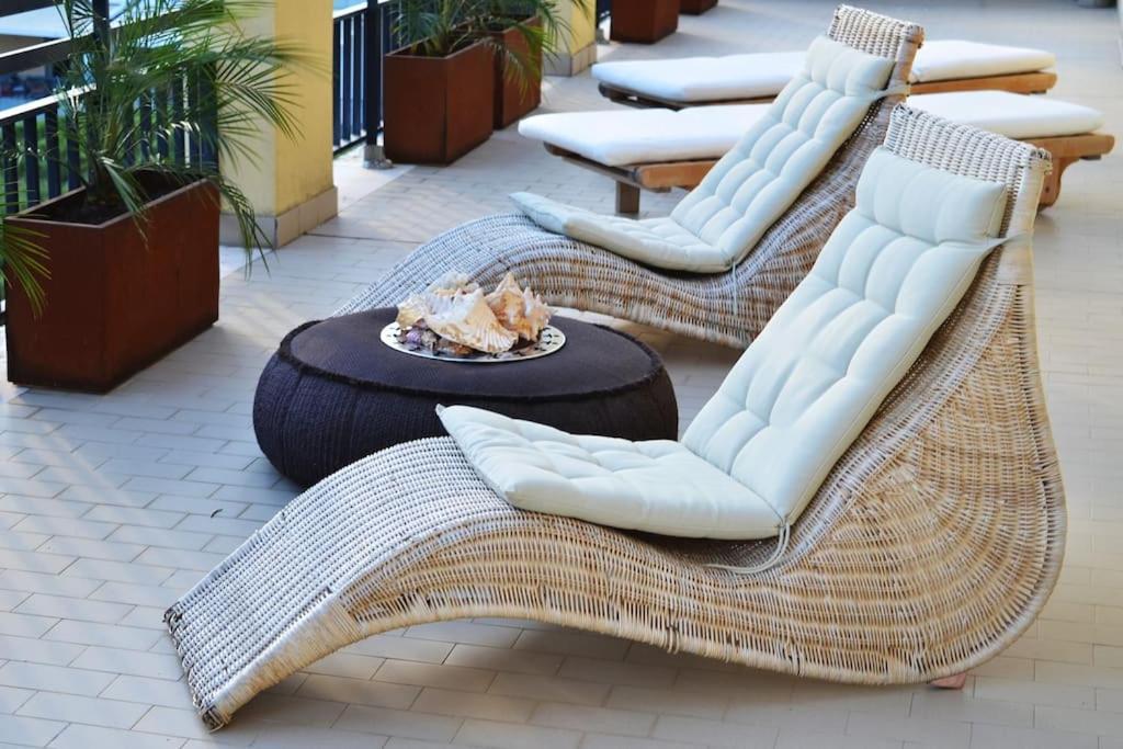 Апартаменты Piazza Nember Attico Con Vista Mare Лидо-ди-Езоло Экстерьер фото